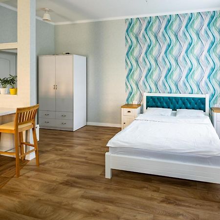 Leontovycha Apartment Lviv Bagian luar foto